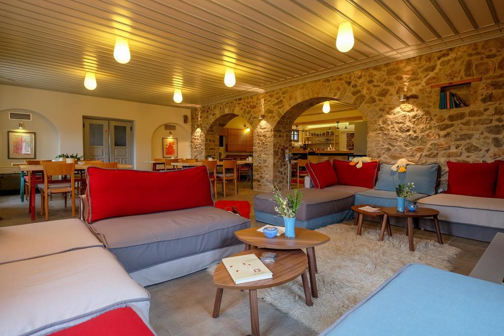 Kyriaki Guesthouse & Suites 암피키아 외부 사진