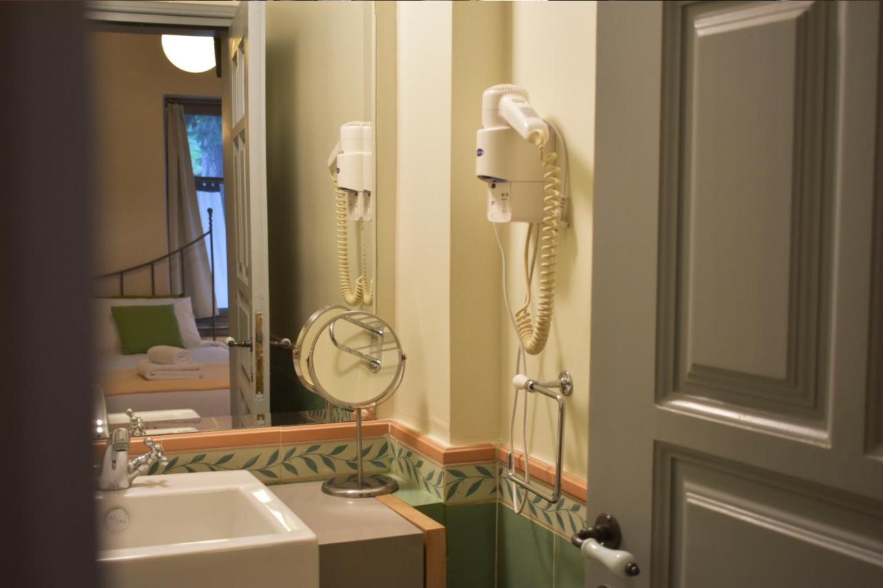 Kyriaki Guesthouse & Suites 암피키아 외부 사진