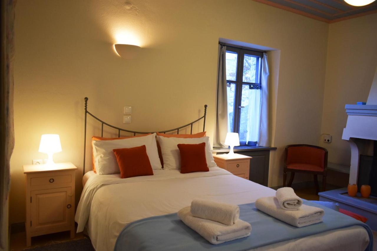 Kyriaki Guesthouse & Suites 암피키아 외부 사진