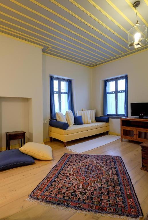 Kyriaki Guesthouse & Suites 암피키아 외부 사진