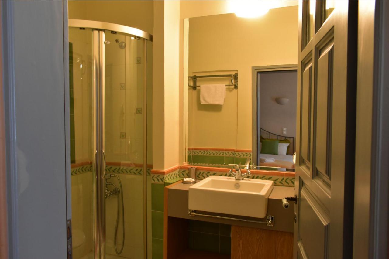 Kyriaki Guesthouse & Suites 암피키아 외부 사진