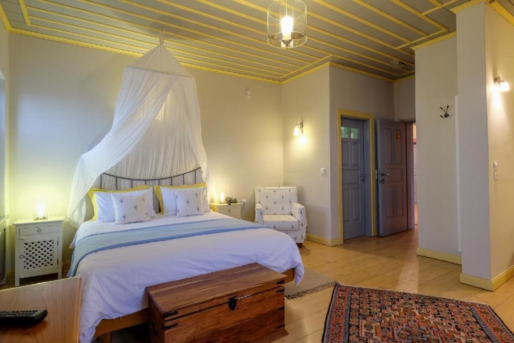 Kyriaki Guesthouse & Suites 암피키아 외부 사진